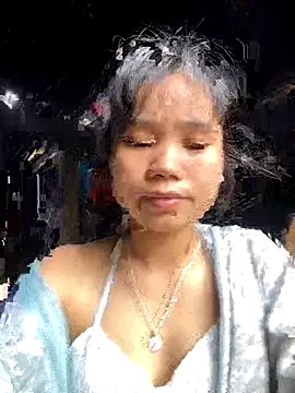 Snapshot of Ngoc-bbi chatting on October 22, 2025, 2:33 am Ngoc-bbi online show from October 22, 2025, 2:33 am