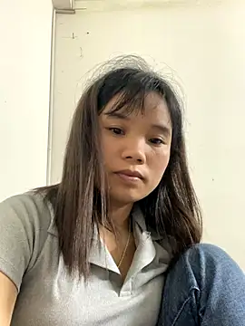 Snapshot of Ngoc-bbi chatting on September 30, 2025, 5:19 pm Ngoc-bbi online show from September 30, 2025, 5:19 pm