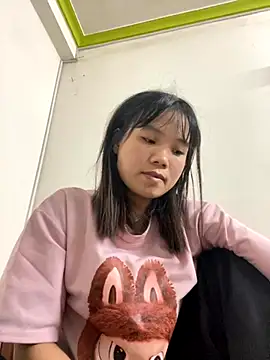 Snapshot of Ngoc-bbi chatting on September 20, 2025, 11:26 am Ngoc-bbi online show from September 20, 2025, 11:26 am