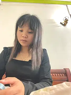 Snapshot of Ngoc-bbi chatting on September 12, 2025, 4:51 pm Ngoc-bbi online show from September 12, 2025, 4:51 pm