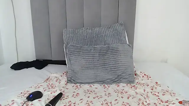 Sexy melanin17 online show from October 28, 2025, 7:18 am