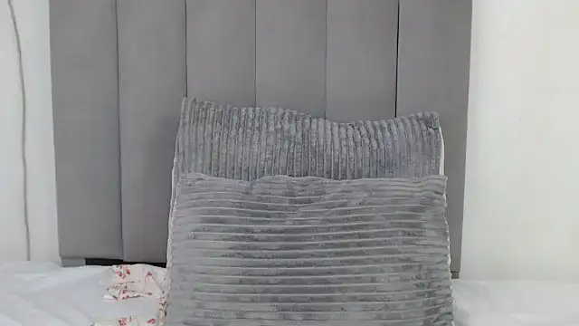 Sexy melanin17 online show from October 17, 2025, 1:57 pm