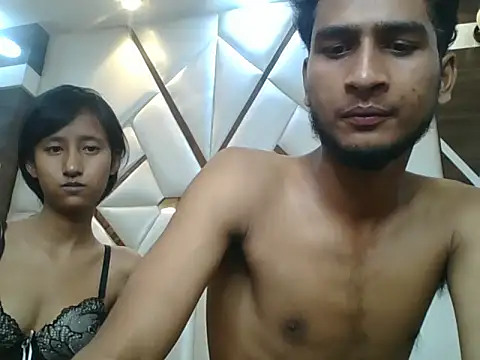 Snapshot of lily_9900 chatting on October 4, 2025, 2:35 am lily 9900 online show from October 4, 2025, 2:35 am