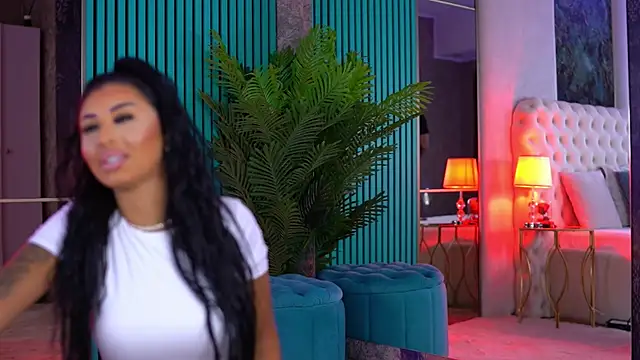 Snapshot of ArabellaPosh chatting on September 25, 2025, 5:13 am ArabellaPosh online show from September 25, 2025, 5:13 am