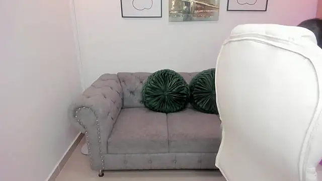 Snapshot of pekylove_ chatting on October 8, 2025, 12:50 pm pekylove  online show from October 8, 2025, 12:50 pm