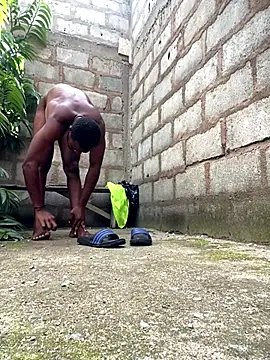 Makemecum634941 online show from October 12, 2025, 9:21 am