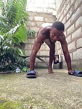 Makemecum634941 online show from October 24, 2025, 8:57 am