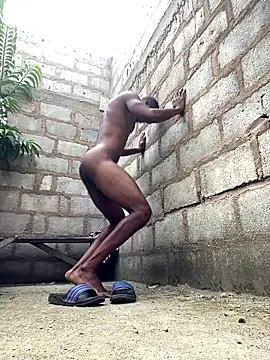 Makemecum634941 online show from September 29, 2025, 8:54 am