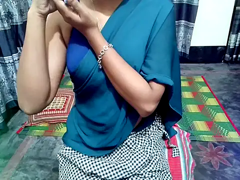 Snapshot of blackpori chatting on October 16, 2025, 2:42 am blackpori online show from October 16, 2025, 2:42 am