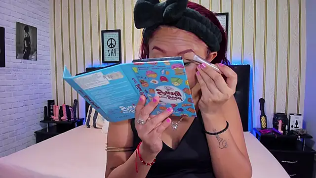 Snapshot of MAYASMITH__ chatting on October 3, 2025, 2:26 am MAYASMITH   online show from October 3, 2025, 2:26 am