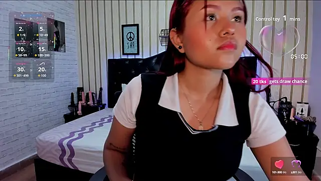 Snapshot of MAYASMITH__ chatting on October 10, 2025, 2:12 am MAYASMITH   online show from October 10, 2025, 2:12 am