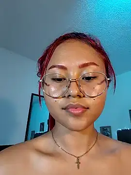 MAYASMITH   online show from May 16, 2026, 12:20 am