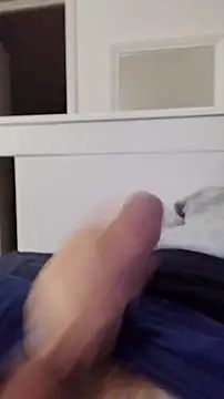 NewJoiner online show from November 6, 2025, 8:57 pm