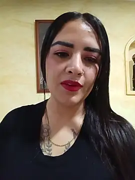 Snapshot of MAYE__13 chatting on September 27, 2025, 12:55 pm MAYE  13 online show from September 27, 2025, 12:55 pm