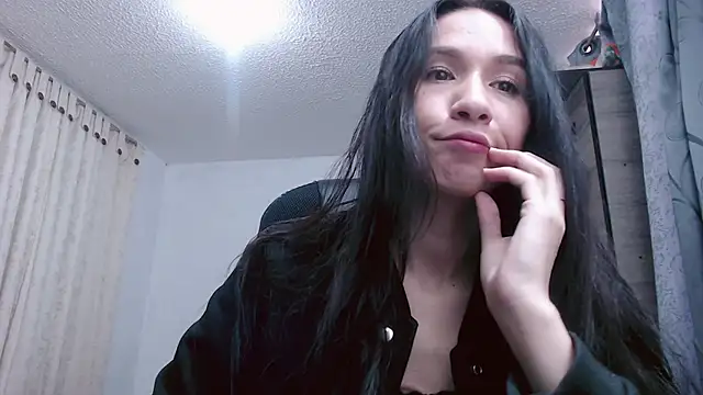 Snapshot of scarlett_vonrose chatting on October 23, 2025, 9:02 pm scarlett vonrose online show from October 23, 2025, 9:02 pm