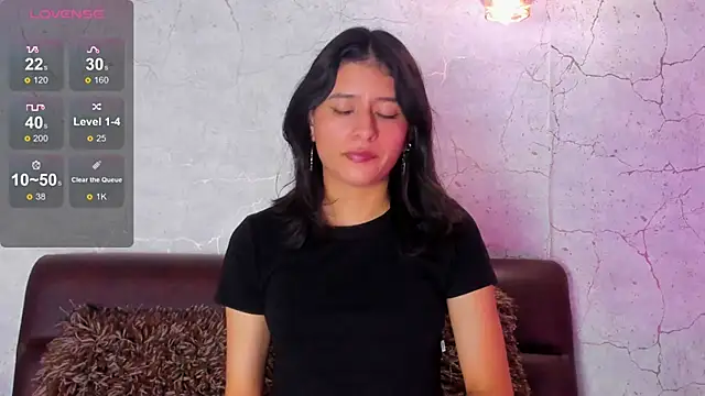 Georgina Ferri  online show from October 21, 2025, 5:12 pm