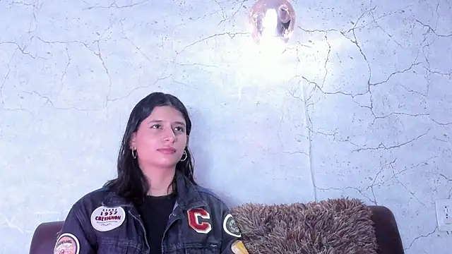 Georgina Ferri  online show from October 18, 2025, 5:15 pm