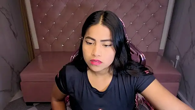 Victoria b  online show from November 10, 2025, 7:52 pm