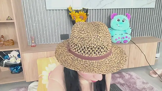 Snapshot of greciadom555 chatting on October 17, 2025, 4:09 pm greciadom555 online show from October 17, 2025, 4:09 pm