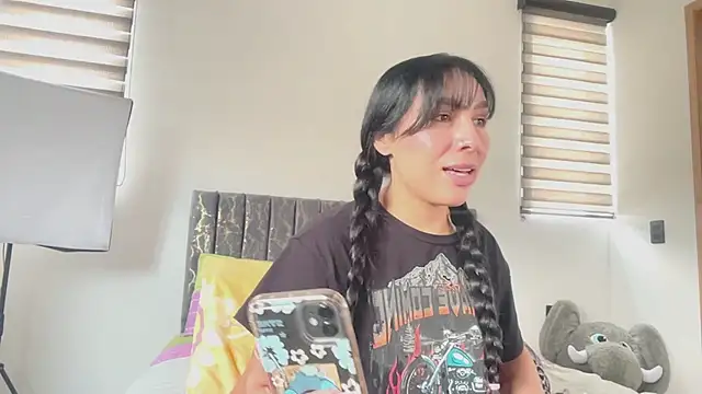 Snapshot of greciadom555 chatting on October 2, 2025, 4:32 pm greciadom555 online show from October 2, 2025, 4:32 pm