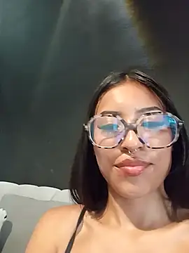 Snapshot of celeste_contreras chatting on October 21, 2025, 4:06 pm celeste contreras online show from October 21, 2025, 4:06 pm