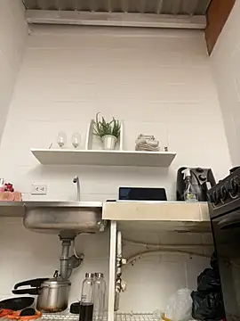 Snapshot of Jessyivonne chatting on October 23, 2025, 3:10 pm Jessyivonne online show from October 23, 2025, 3:10 pm