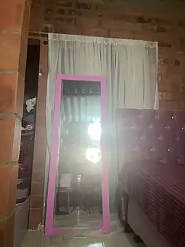 Jessyivonne online show from April 18, 2026, 9:55 am