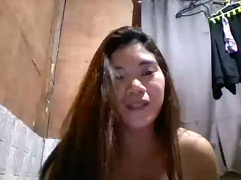 Snapshot of Rosette0516 chatting on September 21, 2025, 3:50 pm Rosette0516 online show from September 21, 2025, 3:50 pm