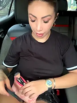 Snapshot of Sarahlove_90 chatting on September 17, 2025, 6:43 pm Sarahlove 90 online show from September 17, 2025, 6:43 pm