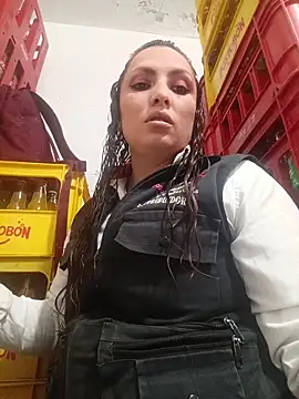 VERONICA  03 online show from October 3, 2025, 3:24 pm