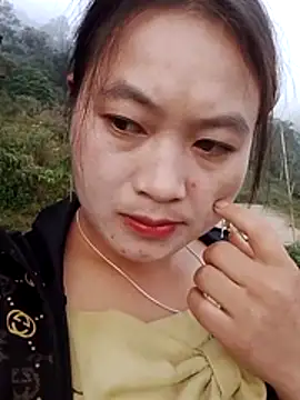 Snapshot of lusy-bae chatting on October 28, 2025, 12:33 am lusy-bae online show from October 28, 2025, 12:33 am