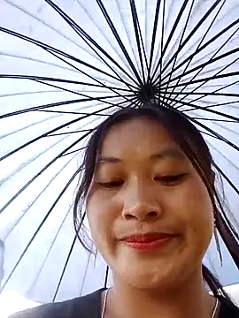 lusy-bae online show from September 15, 2025, 1:50 am