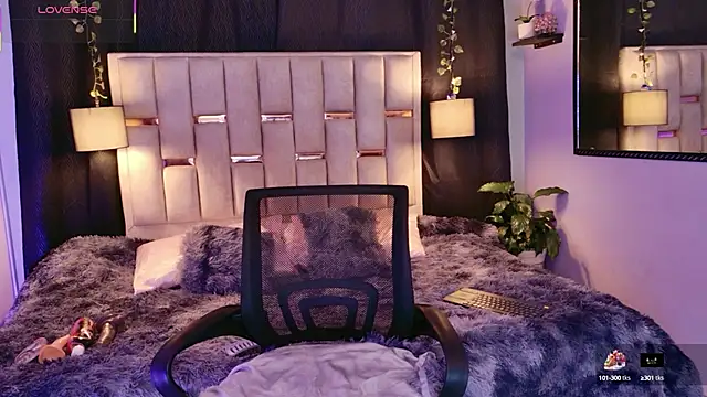 Snapshot of melody-rouss chatting on September 25, 2025, 3:23 am melody-rouss online show from September 25, 2025, 3:23 am