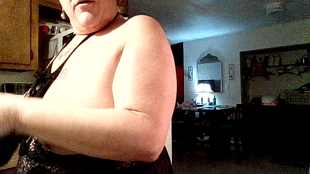 ScrawburryBBW online show from October 2, 2025, 2:15 am