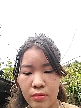 Snapshot of lylylove chatting on October 2, 2025, 1:53 am lylylove online show from October 2, 2025, 1:53 am