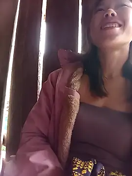 Ngocmi909 online show from November 8, 2025, 12:58 am