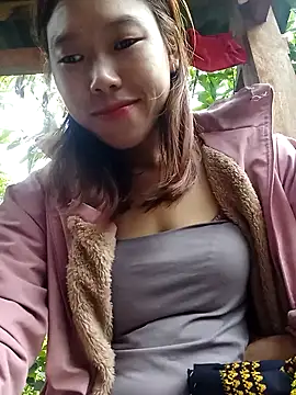 Ngocmi909 online show from November 2, 2025, 12:59 am