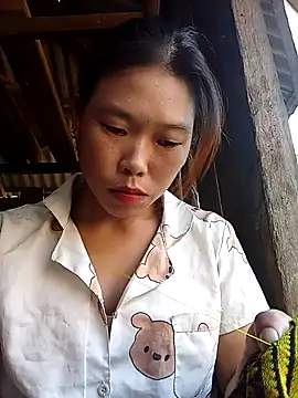 Snapshot of Ngocmi909 chatting on October 10, 2025, 12:44 am Ngocmi909 online show from October 10, 2025, 12:44 am