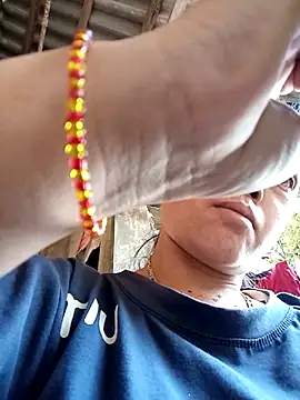 Snapshot of Sa2mh20 chatting on October 12, 2025, 9:32 am Sa2mh20 online show from October 12, 2025, 9:32 am