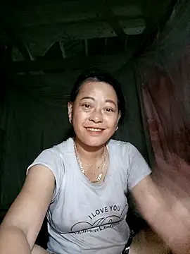 Snapshot of Sa2mh20 chatting on October 15, 2025, 10:45 am Sa2mh20 online show from October 15, 2025, 10:45 am