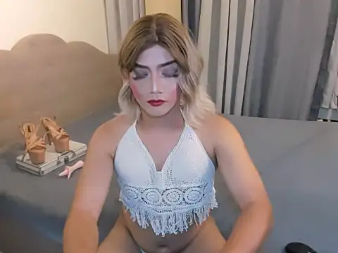 9IncHugeCockSelfSucker online show from October 12, 2025, 12:17 pm