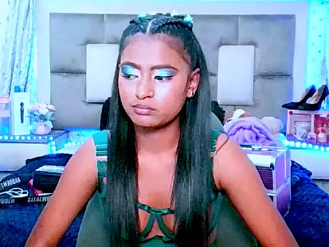 Snapshot of indianjasmine4u chatting on September 17, 2025, 7:10 am indianjasmine4u online show from September 17, 2025, 7:10 am