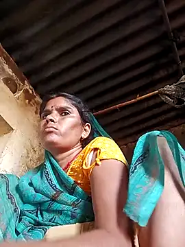 Snapshot of Sexy_queeny chatting on October 11, 2025, 3:40 am Sexy queeny online show from October 11, 2025, 3:40 am