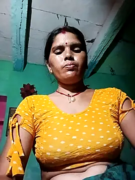 Snapshot of Sexy_queeny chatting on September 9, 2025, 2:48 pm Sexy queeny online show from September 9, 2025, 2:48 pm