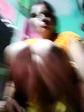 Snapshot of Sexy_queeny chatting on September 28, 2025, 12:06 am Sexy queeny online show from September 28, 2025, 12:06 am