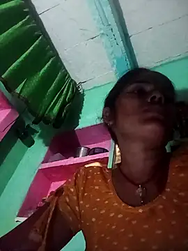 Snapshot of Sexy_queeny chatting on September 25, 2025, 2:23 pm Sexy queeny online show from September 25, 2025, 2:23 pm