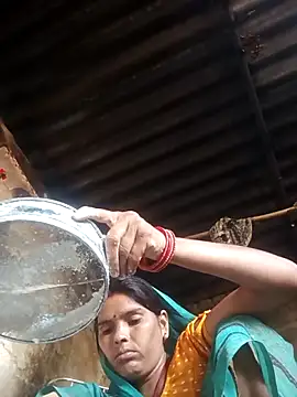 Snapshot of Sexy_queeny chatting on October 10, 2025, 2:34 am Sexy queeny online show from October 10, 2025, 2:34 am