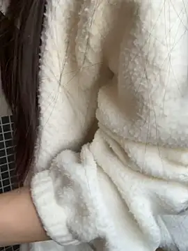 Snapshot of xiiuuff18 chatting on October 24, 2025, 1:37 am xiiuuff18 online show from October 24, 2025, 1:37 am