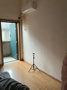 xiiuuff18 online show from March 23, 2026, 1:06 am