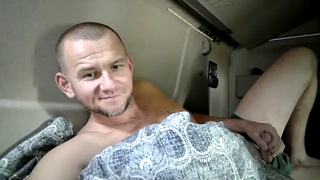 RoadDaddyXL online show from September 14, 2025, 11:21 am
